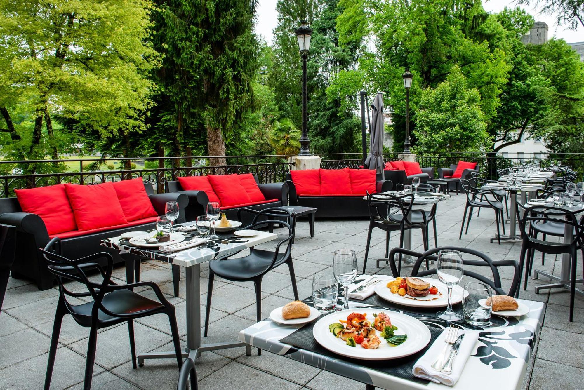 Grand Hôtel Gallia&Londres Spa NUXE Lourdes Esterno foto